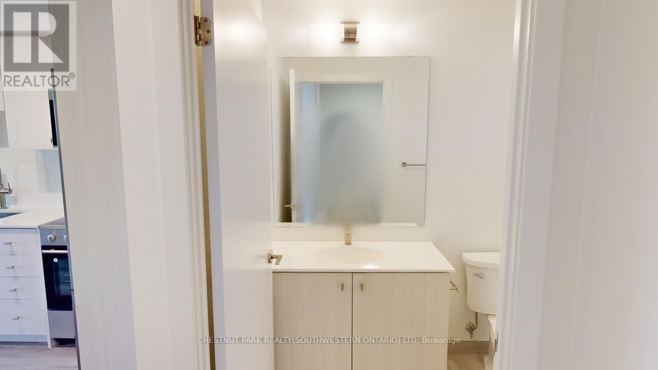 1704 - 15 Wellington Street, Kitchener, Ontario  N2G 0E4 - Photo 14 - X13661606