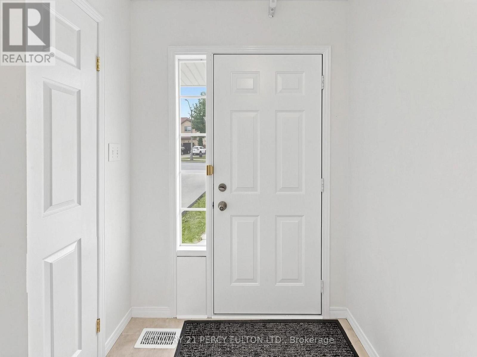 229 Dicenzo Drive, Hamilton, Ontario  L9B 2X7 - Photo 15 - X13661686