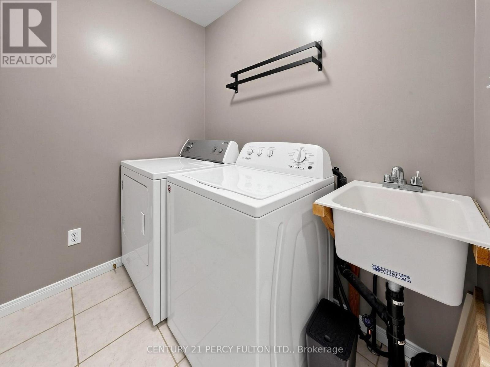 229 Dicenzo Drive, Hamilton, Ontario  L9B 2X7 - Photo 31 - X13661686