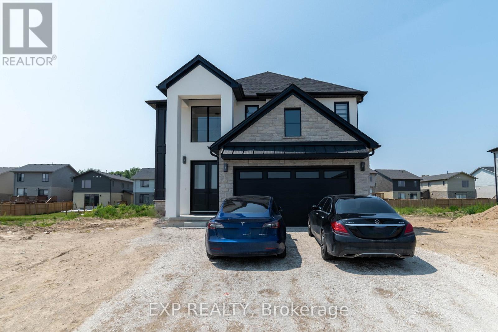 BASEMENT - 266 HESSELMAN CRESCENT, London South, Ontario