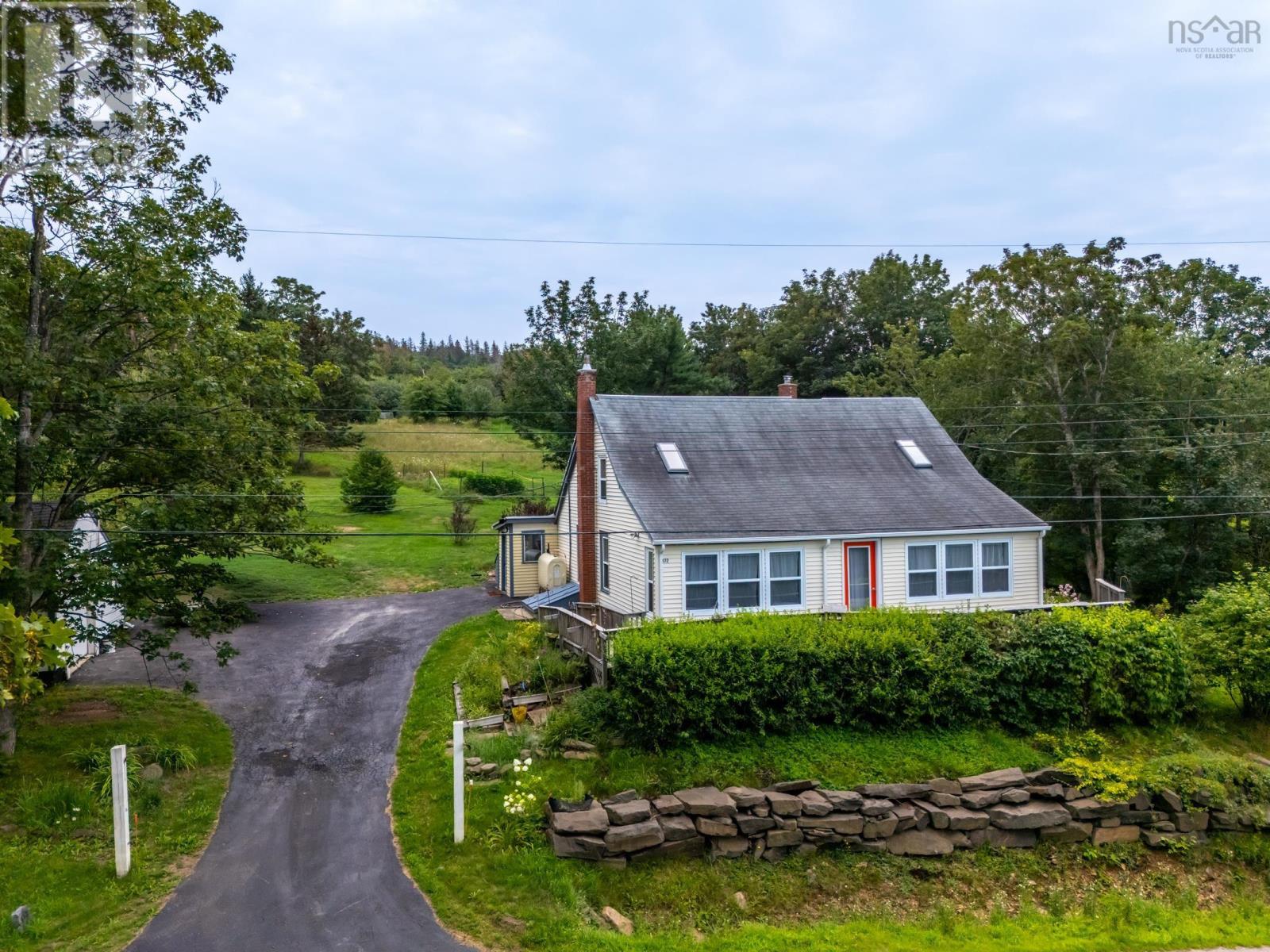 172 East Old Post Road, Smiths Cove, Nova Scotia  B0S 1S0 - Photo 8 - 202620256