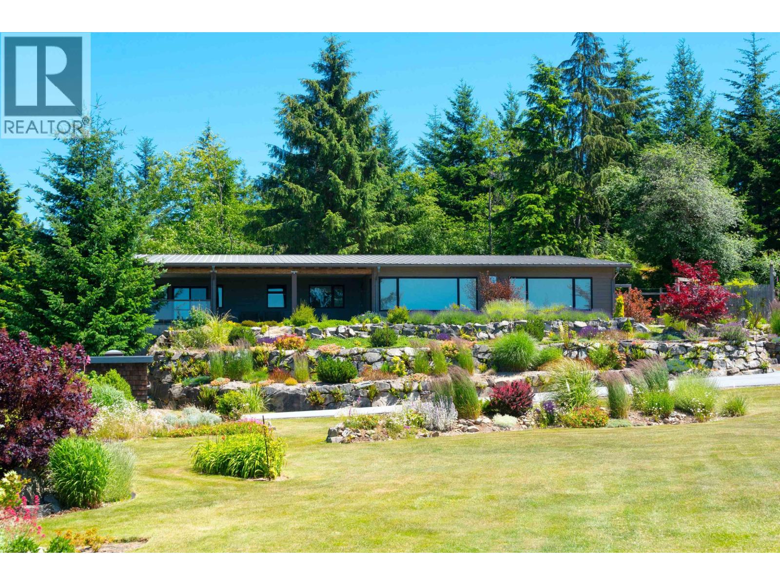 465 Sunset Road, Bowen Island, British Columbia  V0N 1G2 - Photo 2 - R3083054