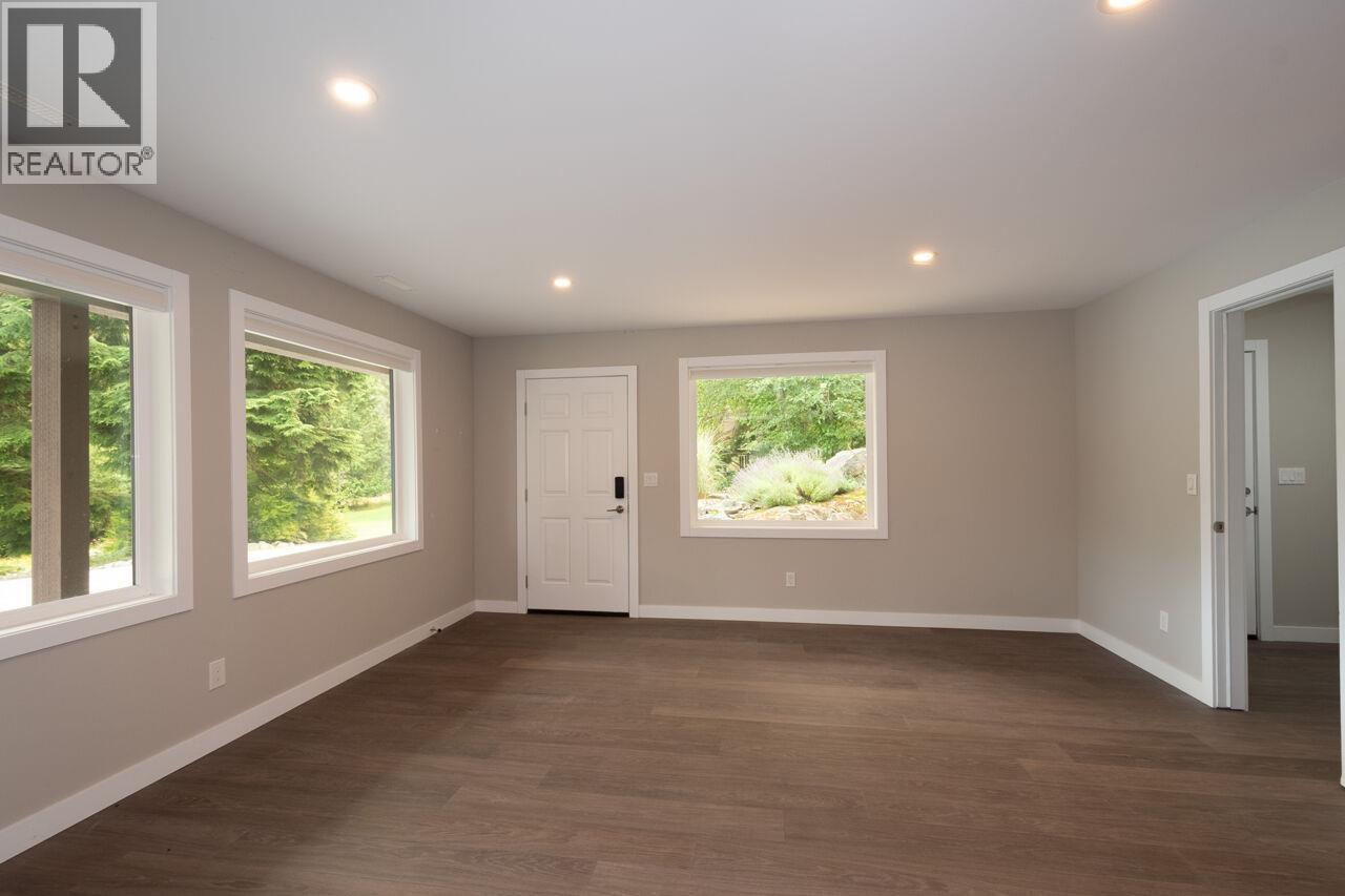 465 Sunset Road, Bowen Island, British Columbia  V0N 1G2 - Photo 21 - R3083054