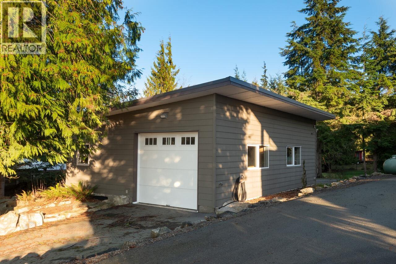 465 Sunset Road, Bowen Island, British Columbia  V0N 1G2 - Photo 31 - R3083054