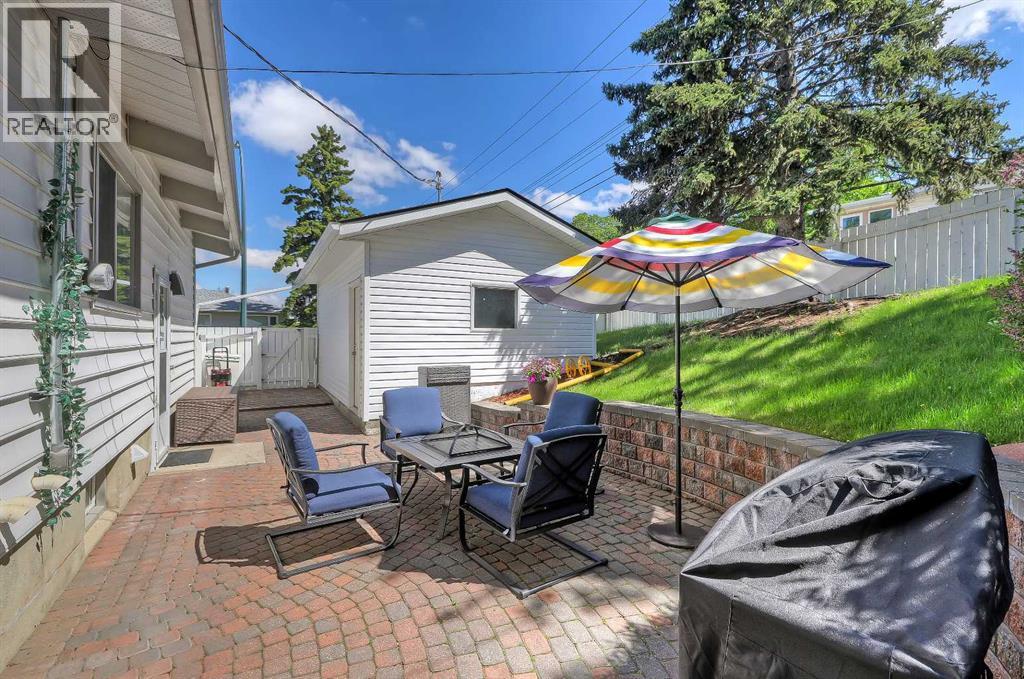 185 Springwood Drive SW, Calgary, Alberta  T2W 0L2 - Photo 25 - A2318547