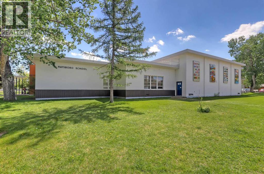 185 Springwood Drive SW, Calgary, Alberta  T2W 0L2 - Photo 29 - A2318547