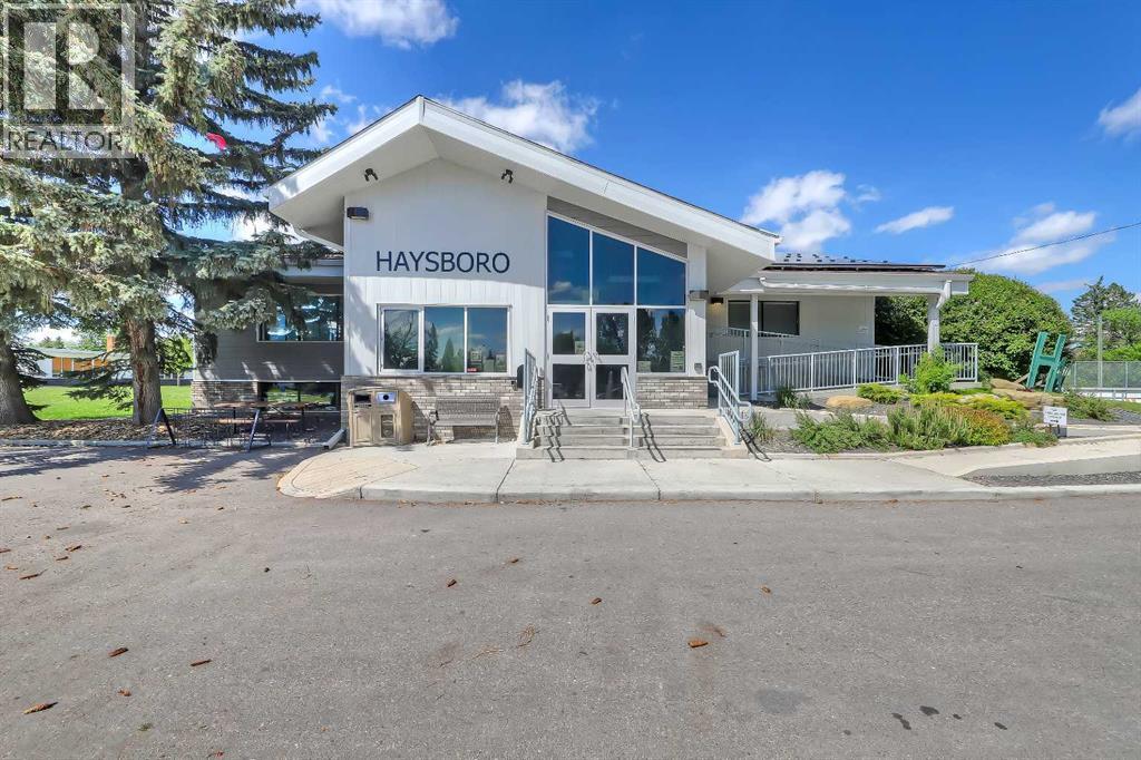 185 Springwood Drive SW, Calgary, Alberta  T2W 0L2 - Photo 28 - A2318547