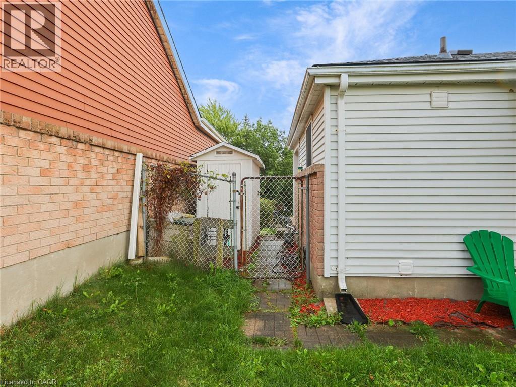 128 Macatee Place, Cambridge, Ontario  N1R 6Z8 - Photo 37 - 40854237