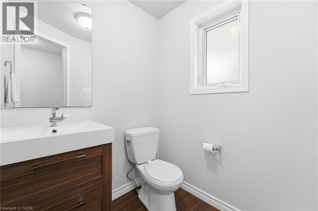 449 Exmoor Street, Waterloo, Ontario  N2K 3T7 - Photo 4 - 40854704