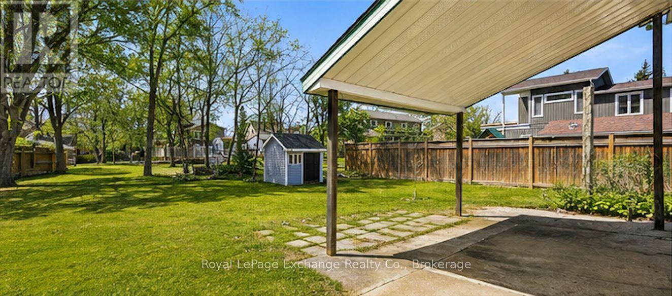 588 11th Avenue, Hanover, Ontario  N4N 2S6 - Photo 24 - X12981660