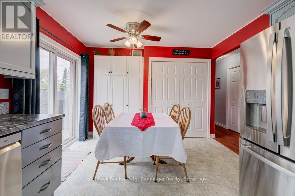 636 22nd Avenue, Hanover, Ontario  N4N 3W7 - Photo 15 - X13658456