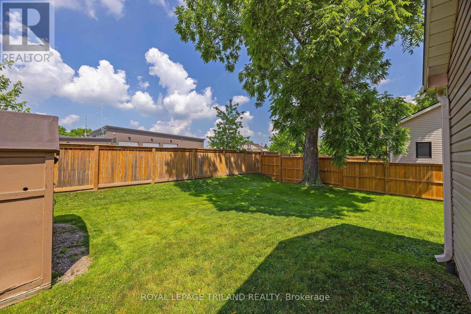 191 Catherine Street, North Middlesex, Ontario  N0M 2K0 - Photo 40 - X13618032