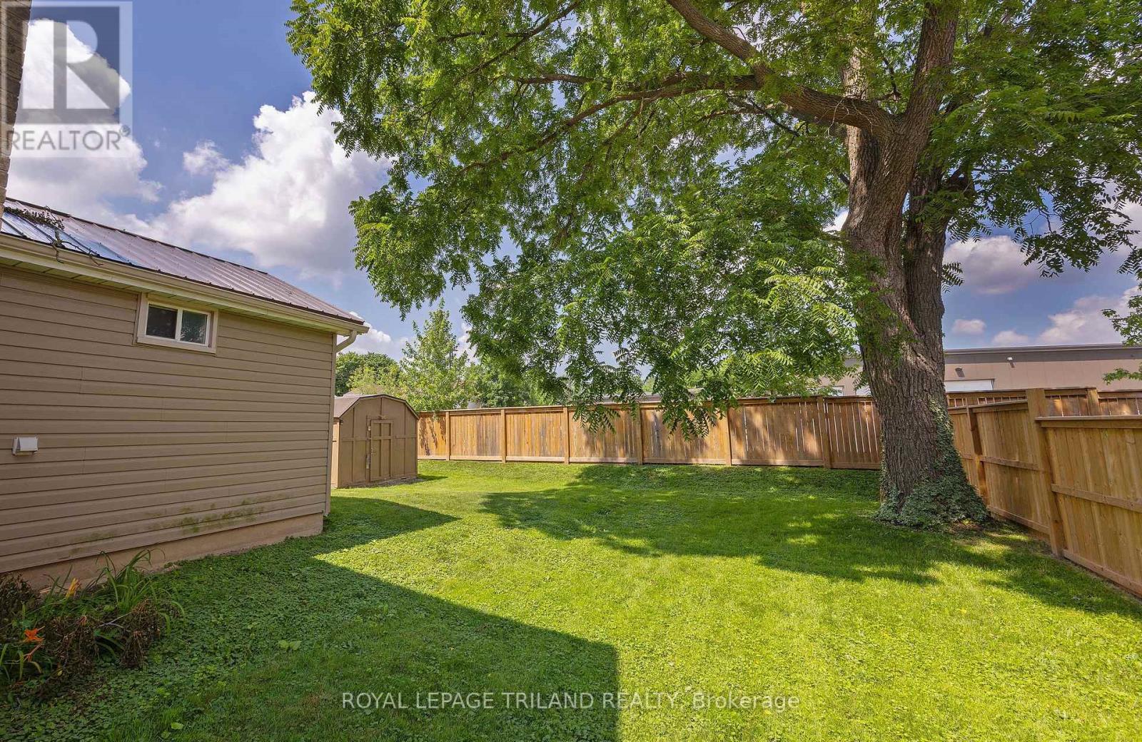 191 Catherine Street, North Middlesex, Ontario  N0M 2K0 - Photo 3 - X13618032