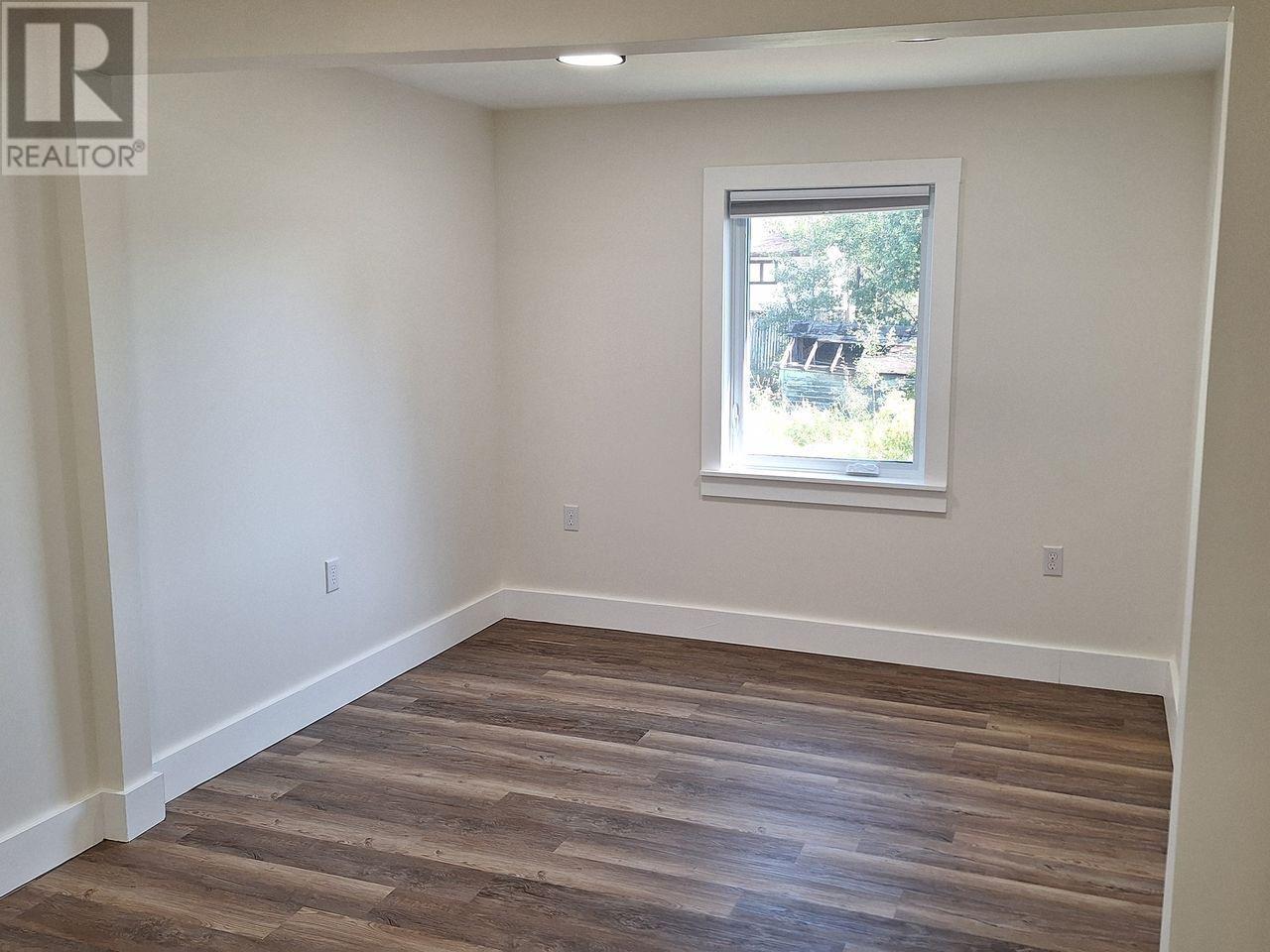 15 Ross Ave, Marathon, Ontario  P0T 2E0 - Photo 13 - TB2602323