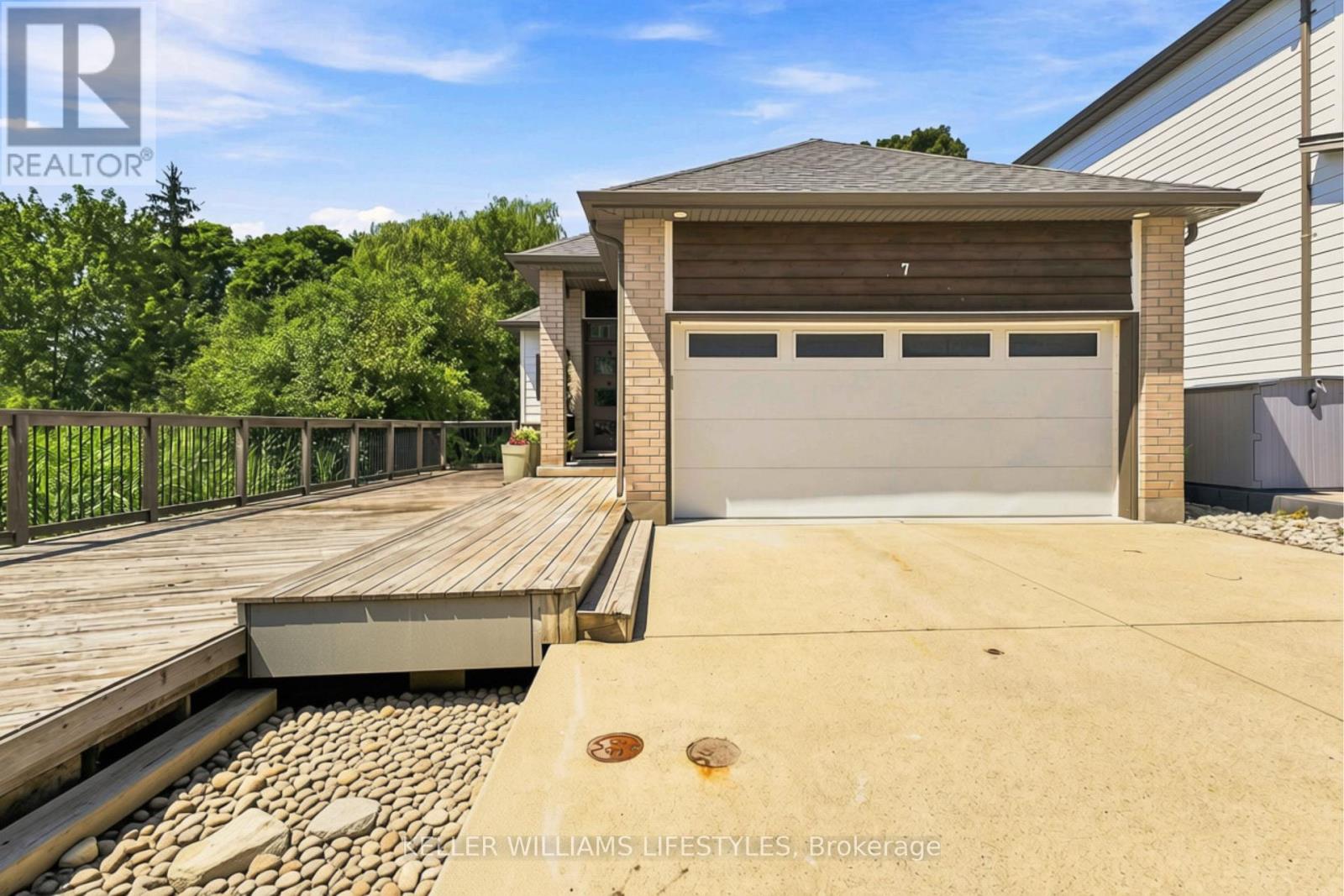 7 - 727 APRICOT DRIVE, London South, Ontario