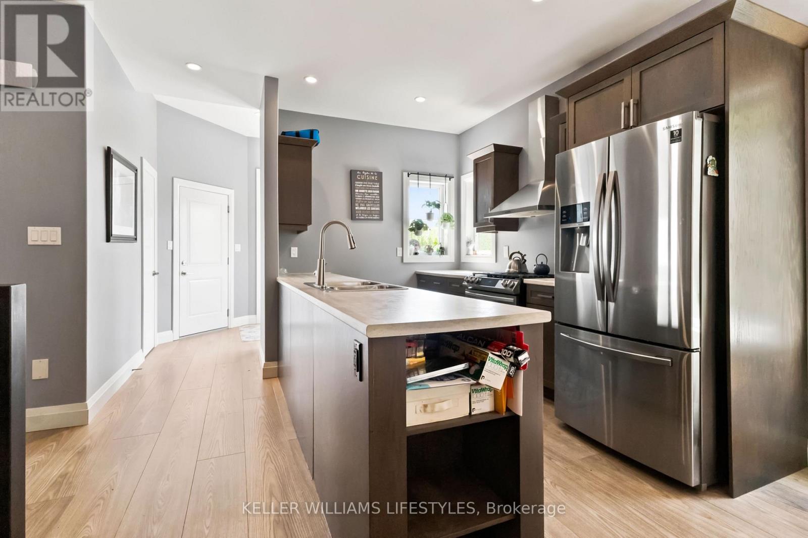 7 - 727 Apricot Drive, London South, Ontario  N6K 5A7 - Photo 6 - X13662028