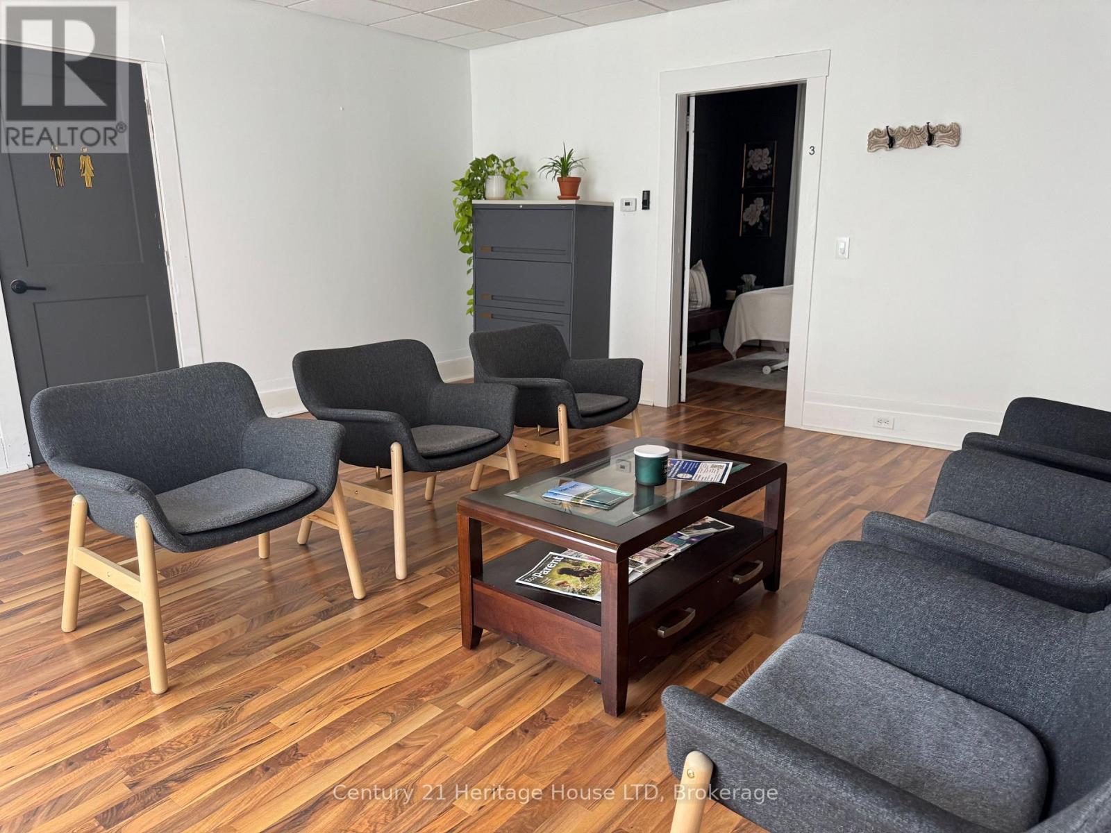 2nd Floor - 355 Ridge Road N, Fort Erie, Ontario  L0S 1N0 - Photo 2 - X12780224