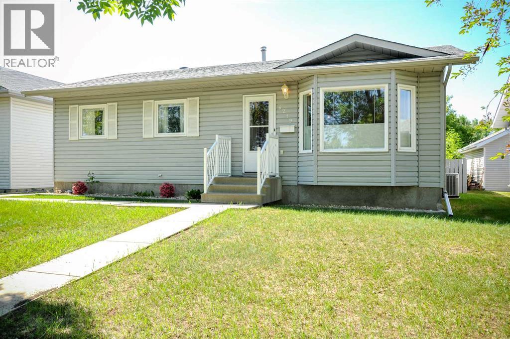 6219 54 Avenue, Camrose, Alberta