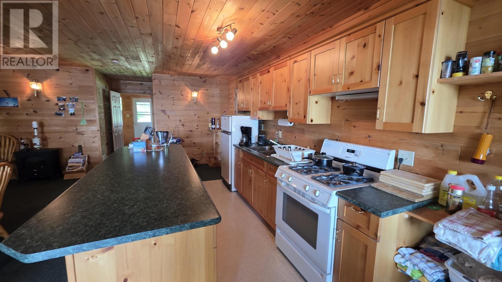 2 Moore Bay, Kenora, Ontario  P0X 1H0 - Photo 23 - TB2602325