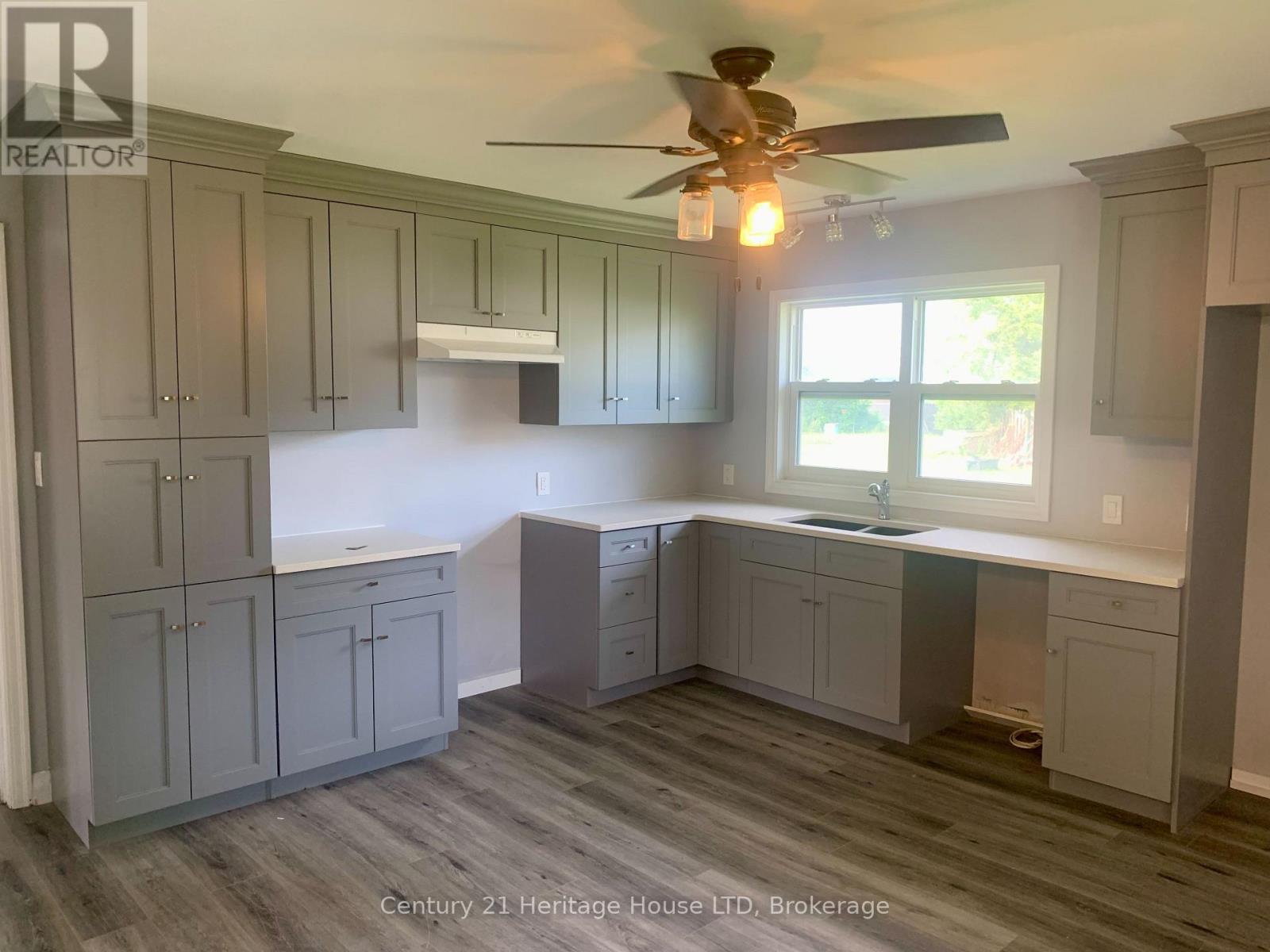 2 Foley Crescent, Thorold, Ontario  L2V 2K8 - Photo 10 - X13662010