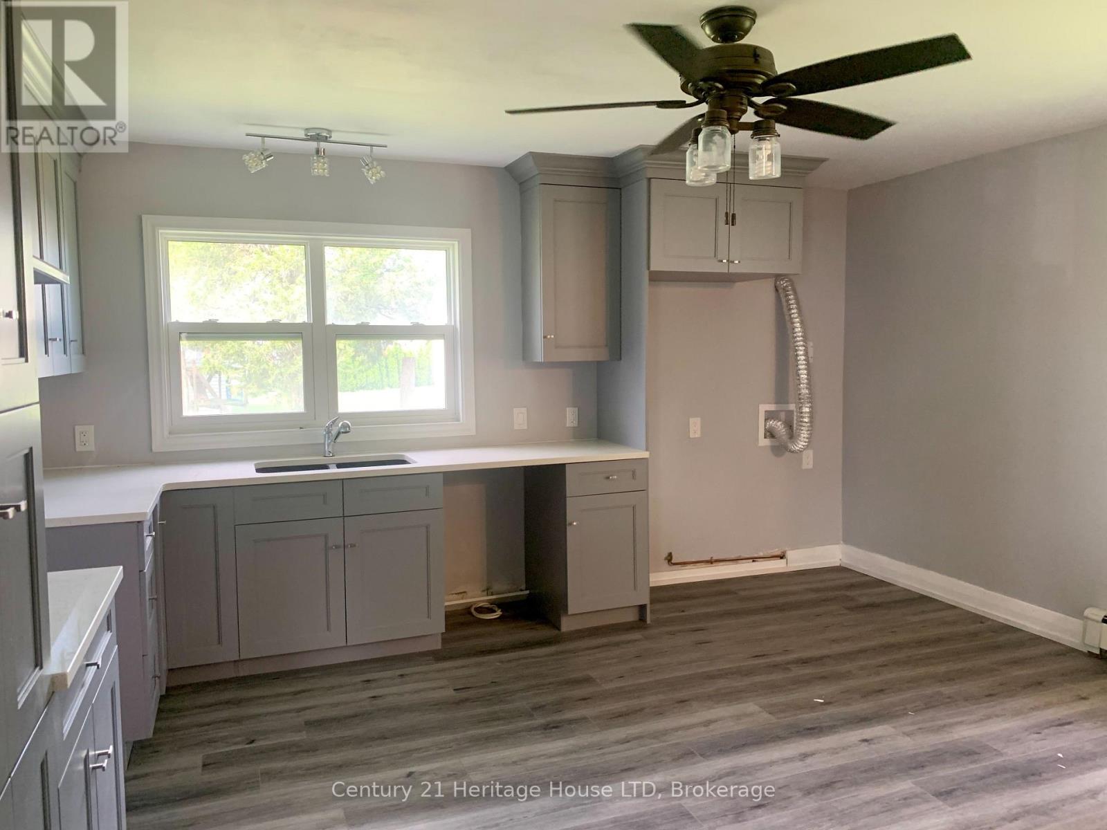 2 Foley Crescent, Thorold, Ontario  L2V 2K8 - Photo 12 - X13662010