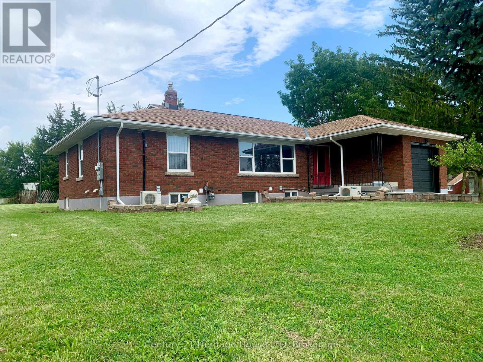2 Foley Crescent, Thorold, Ontario  L2V 2K8 - Photo 2 - X13662010