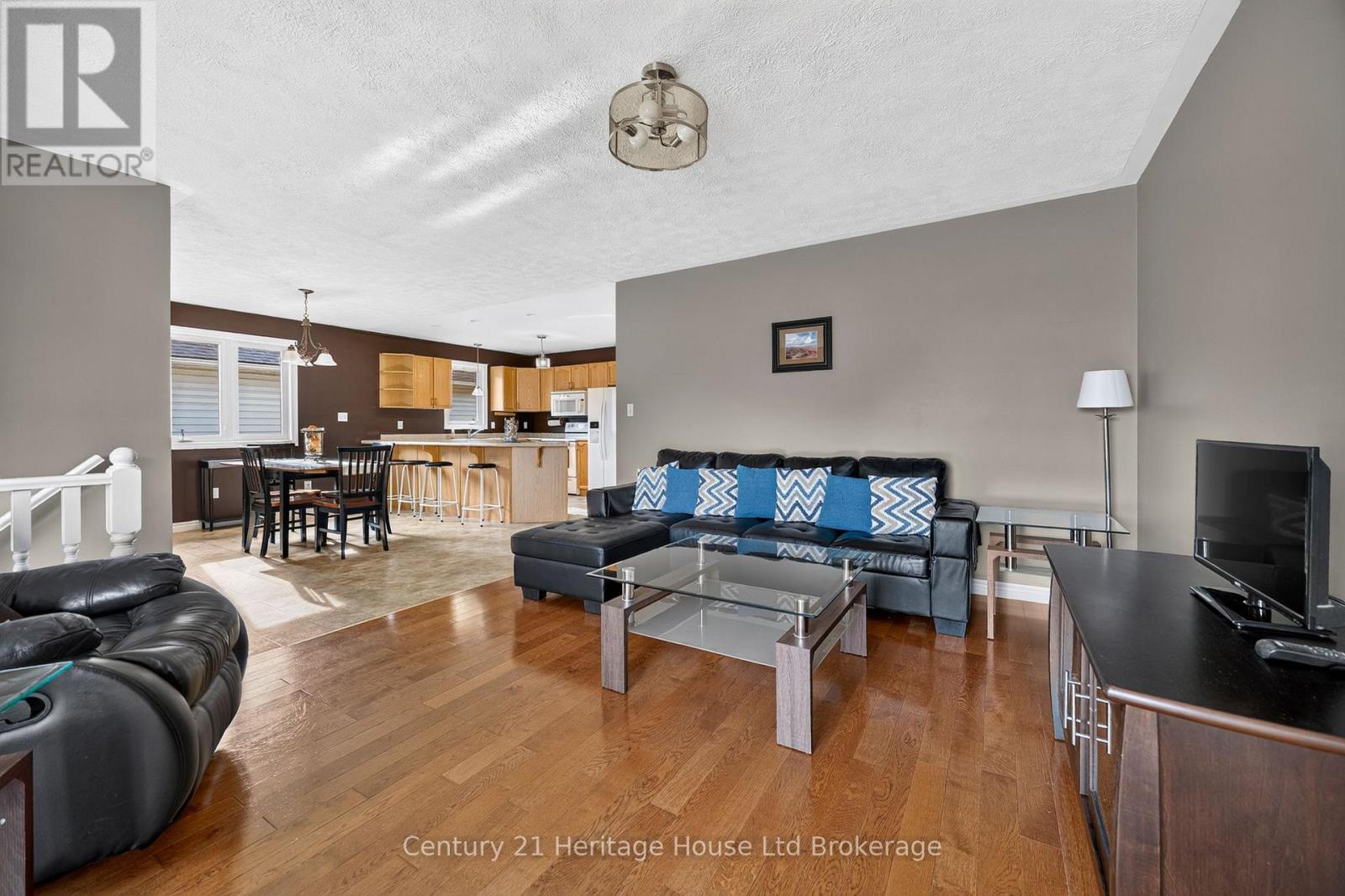 16 Herford Street, Tillsonburg, Ontario  N4G 4V2 - Photo 7 - X13662006