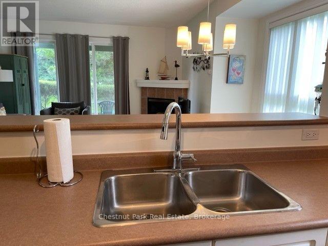 684 Johnston Park Avenue, Collingwood, Ontario  L9Y 5C7 - Photo 9 - S13661982