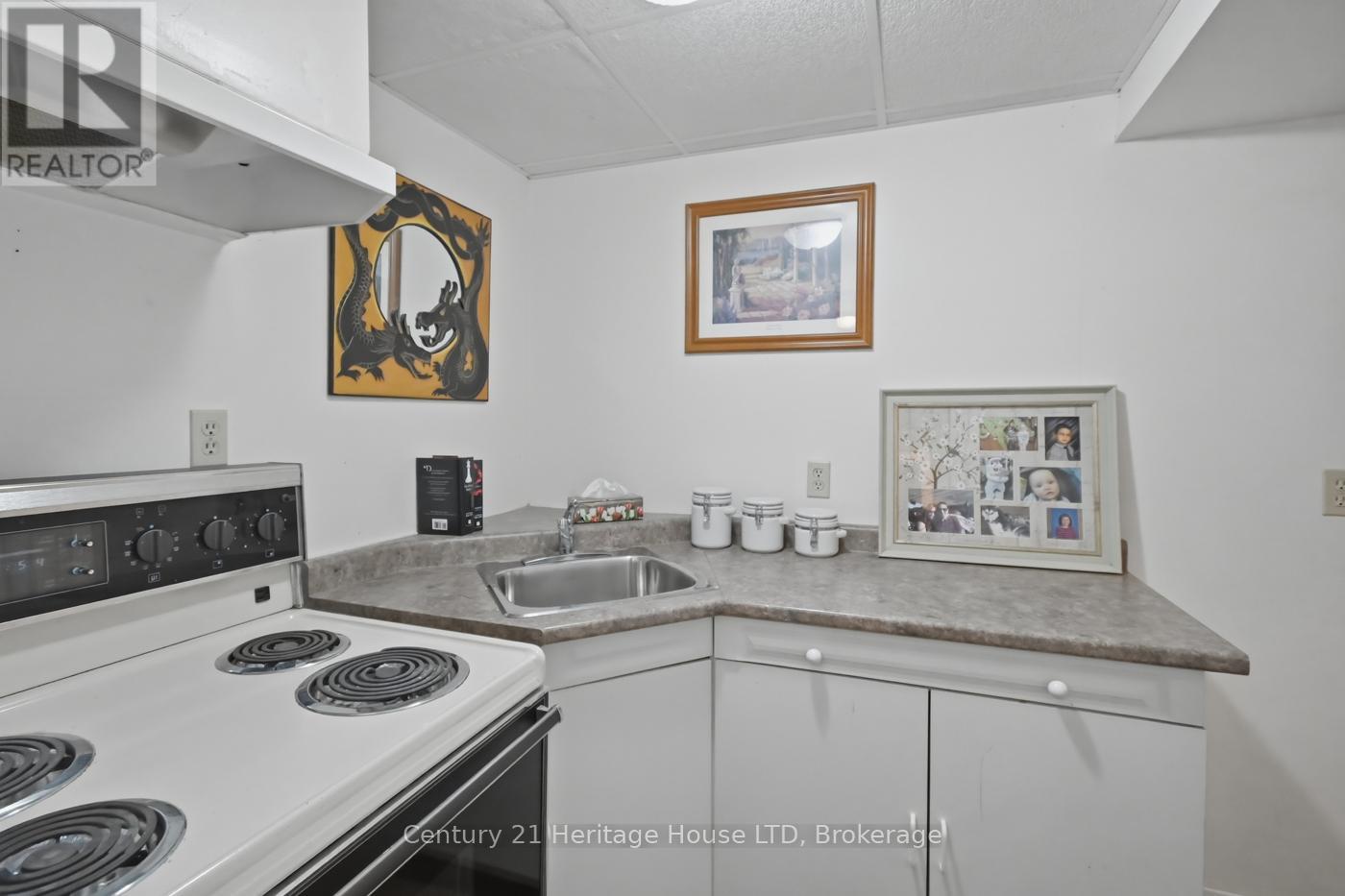 6864 Sunrise Court, Niagara Falls, Ontario  L2G 7V2 - Photo 30 - X13144862