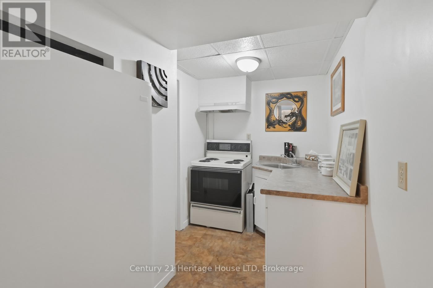 6864 Sunrise Court, Niagara Falls, Ontario  L2G 7V2 - Photo 31 - X13144862