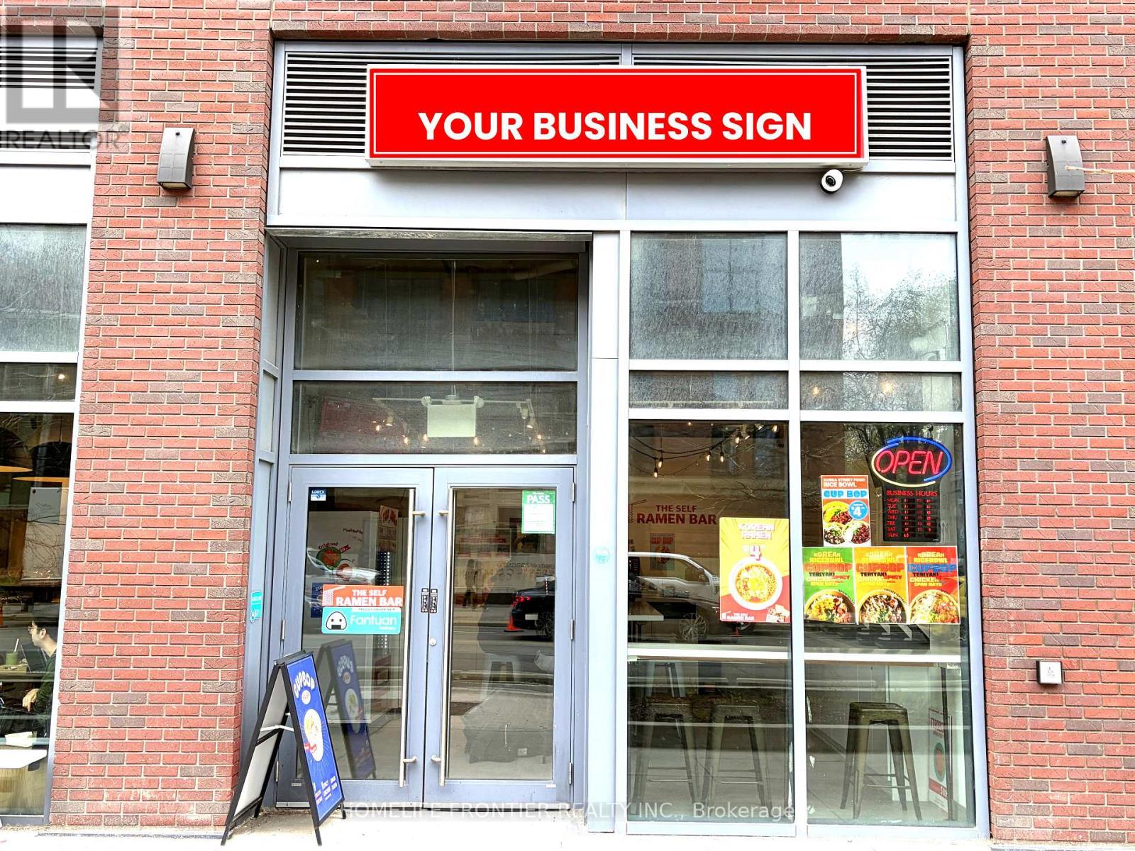 C - 233 COLLEGE STREET, Toronto, Ontario