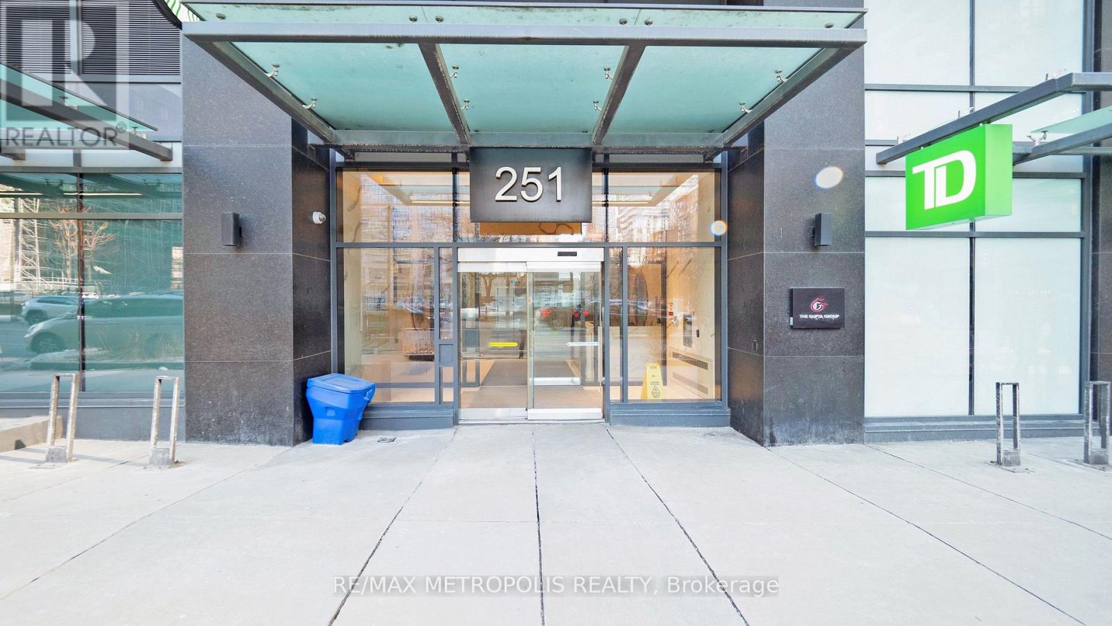 4212 - 251 Jarvis Street, Toronto, Ontario M5B 0C3 - Photo 5 - C13661976