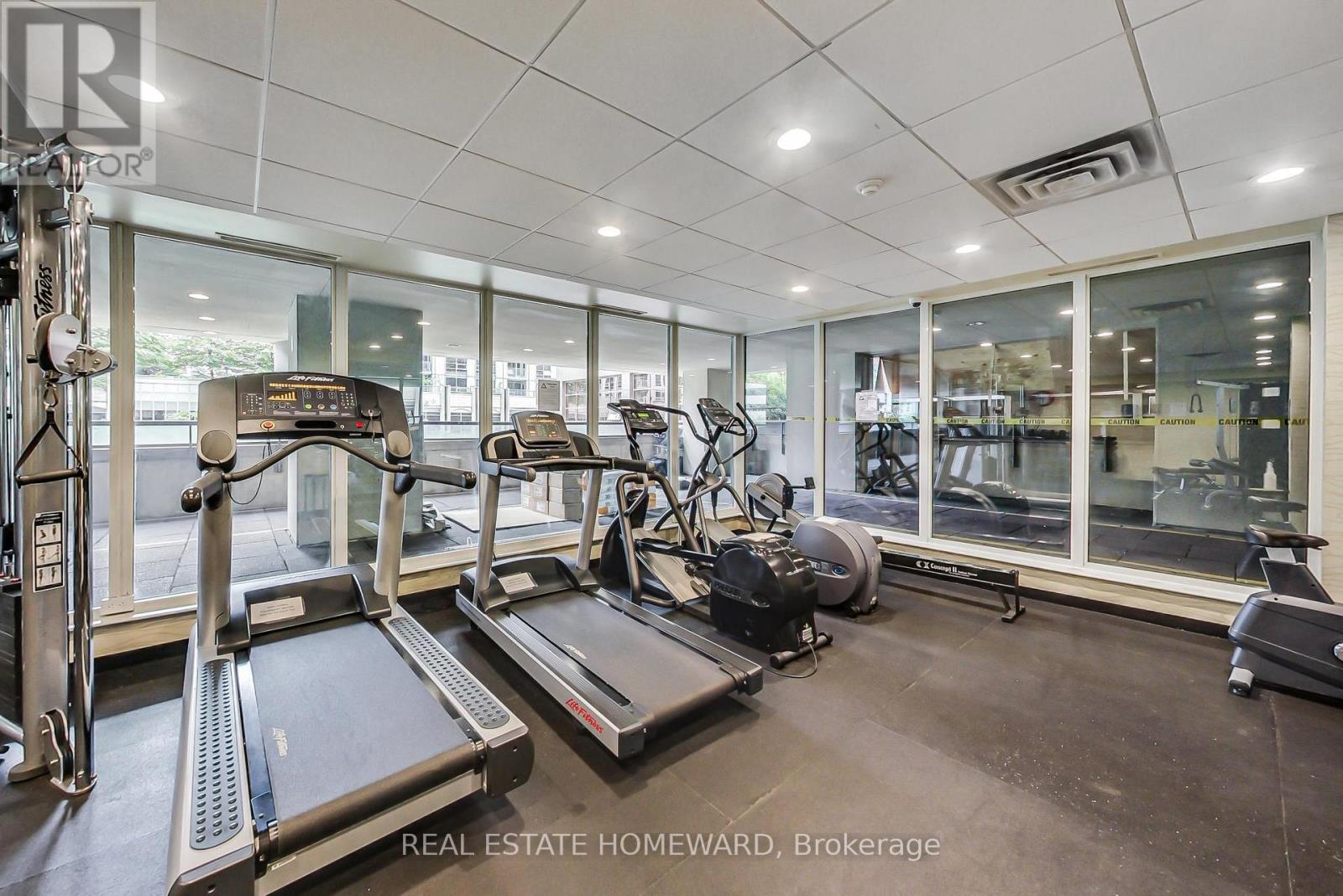 1511 - 750 Bay Street, Toronto, Ontario  M5G 1N6 - Photo 25 - C13661996