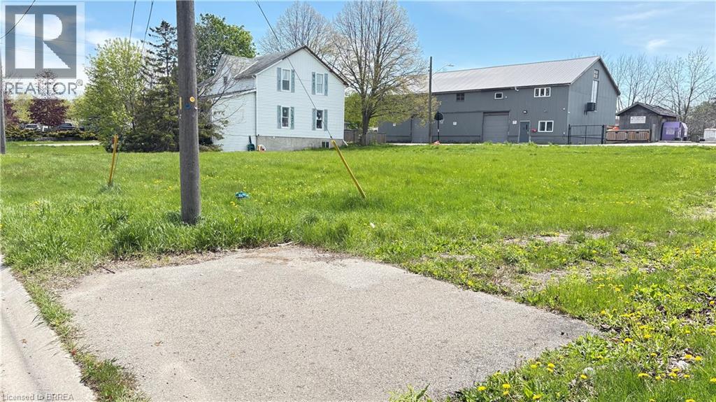 6 Brydges Street, Paris, Ontario  N3L 1R4 - Photo 3 - 40854129