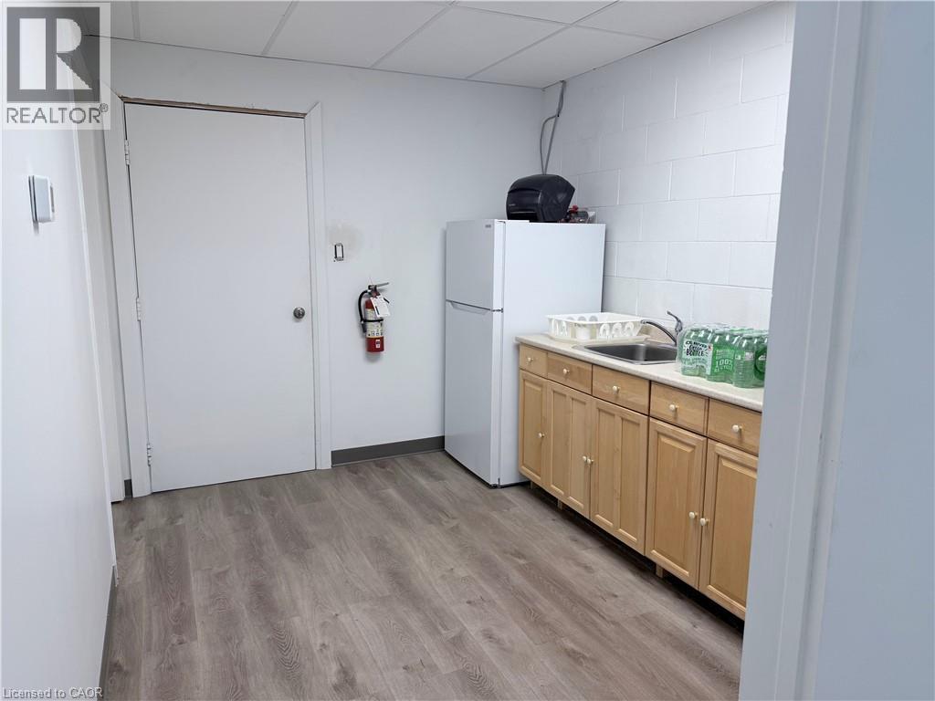 3295 Mainway Drive Unit# 6, Burlington, Ontario L7M 1A6 - Photo 5 - 40831874