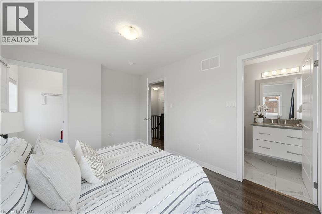 70 Plains Road W Unit# 10, Burlington, Ontario  L7T 0B6 - Photo 22 - 40843834