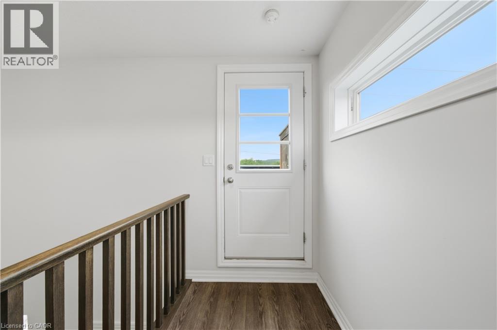 70 Plains Road W Unit# 10, Burlington, Ontario  L7T 0B6 - Photo 25 - 40843834
