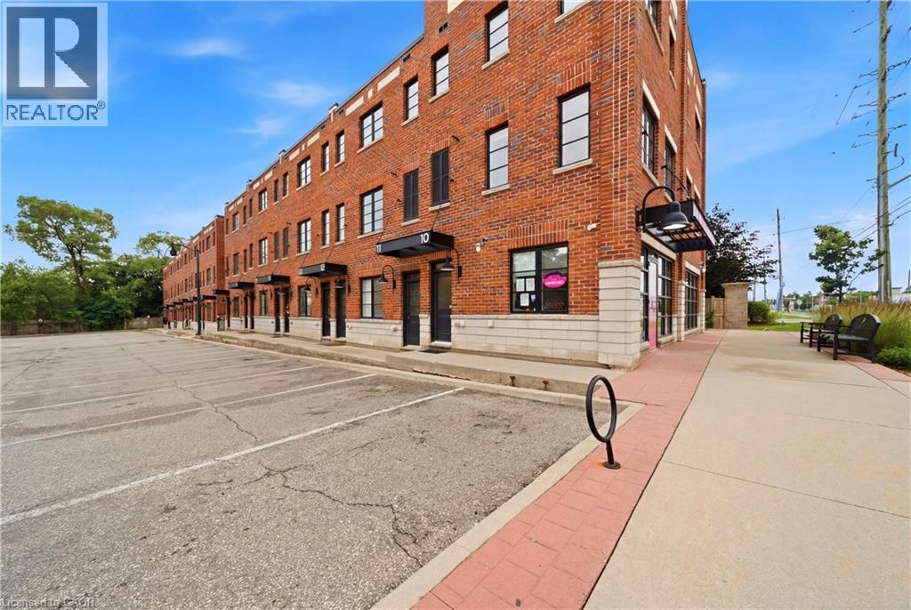 70 Plains Road W Unit# 10, Burlington, Ontario  L7T 0B6 - Photo 3 - 40843834