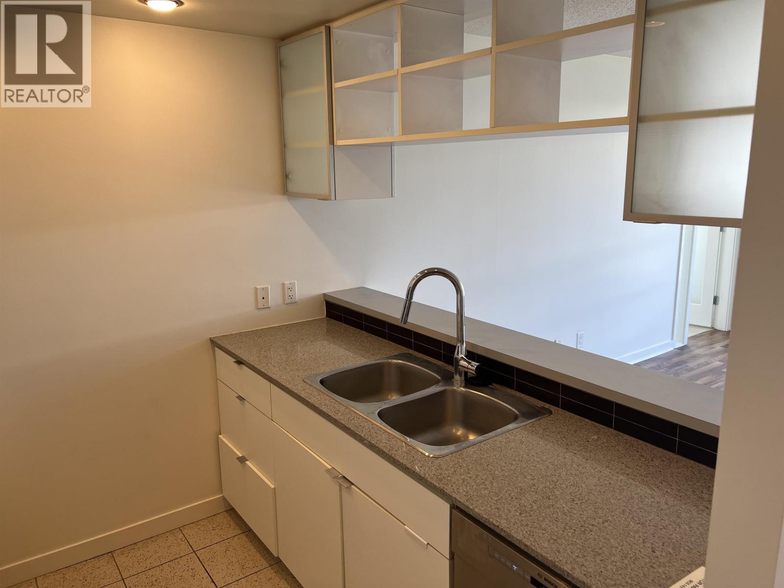 1707 939 Expo Boulevard, Vancouver, British Columbia  V6Z 3G7 - Photo 8 - R3149722