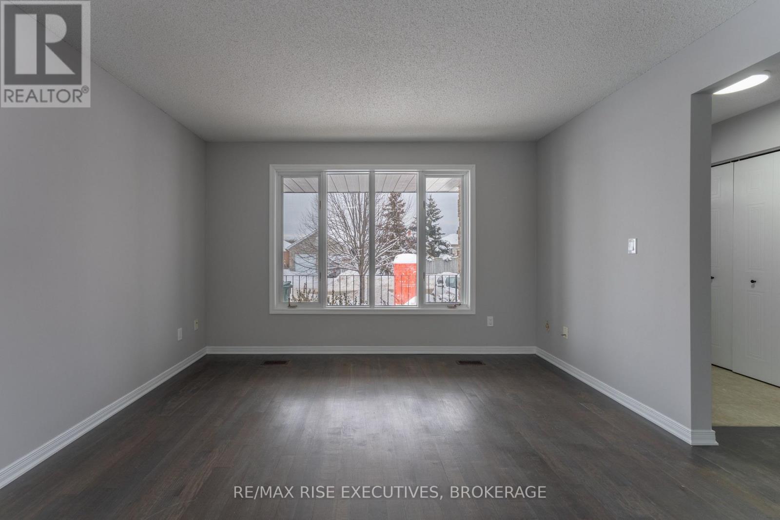 1 - 312 Waterloo Drive, Kingston, Ontario  K7M 8P3 - Photo 2 - X13662048