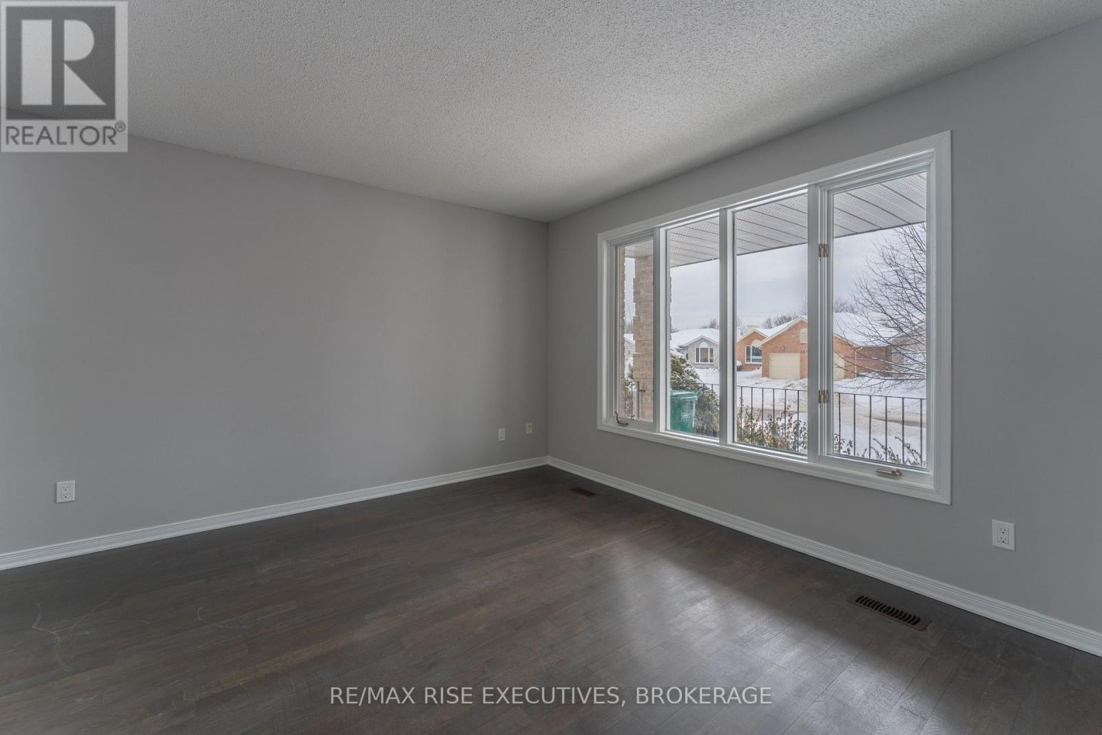 1 - 312 Waterloo Drive, Kingston, Ontario  K7M 8P3 - Photo 3 - X13662048