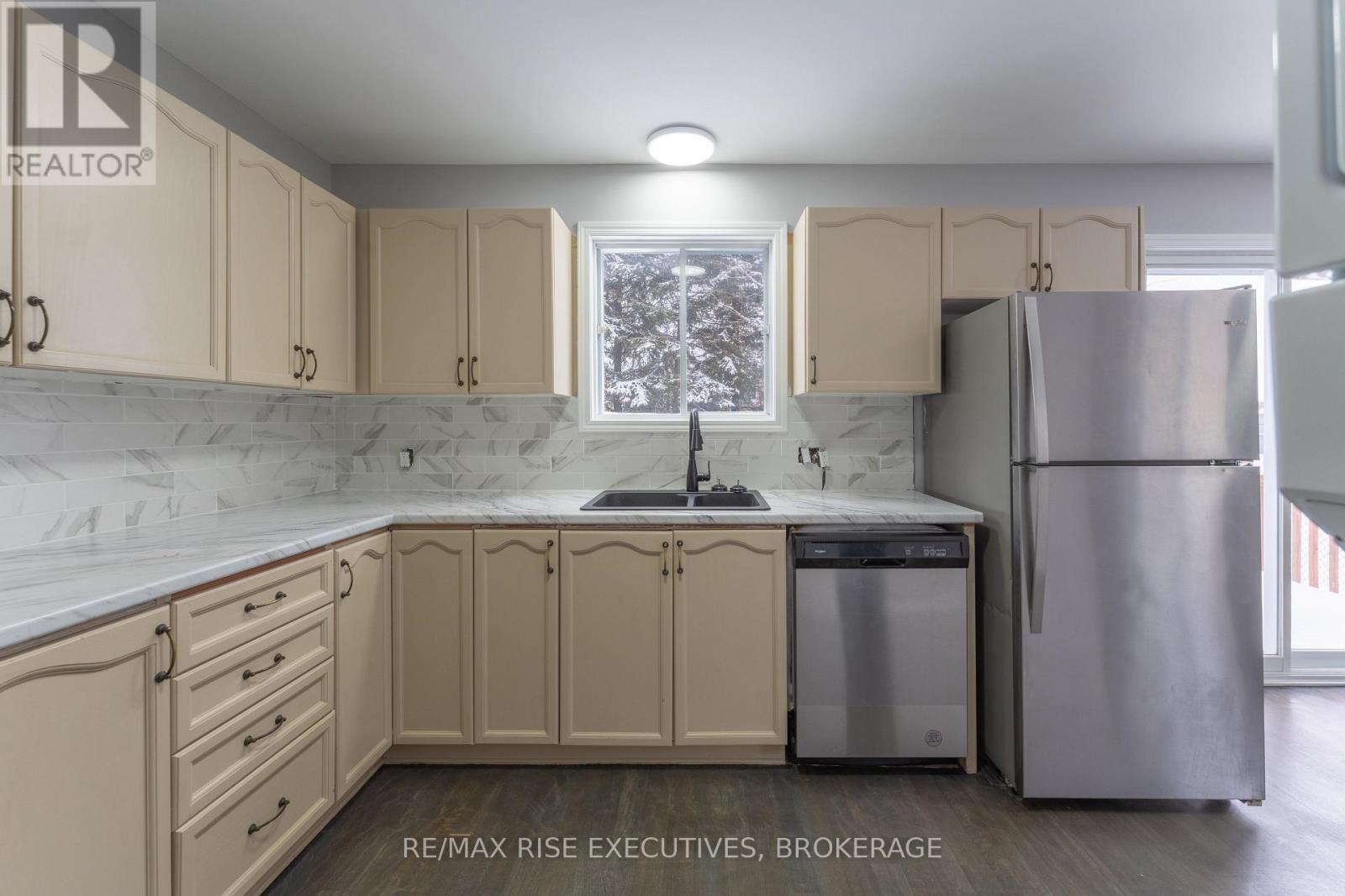 1 - 312 Waterloo Drive, Kingston, Ontario  K7M 8P3 - Photo 5 - X13662048