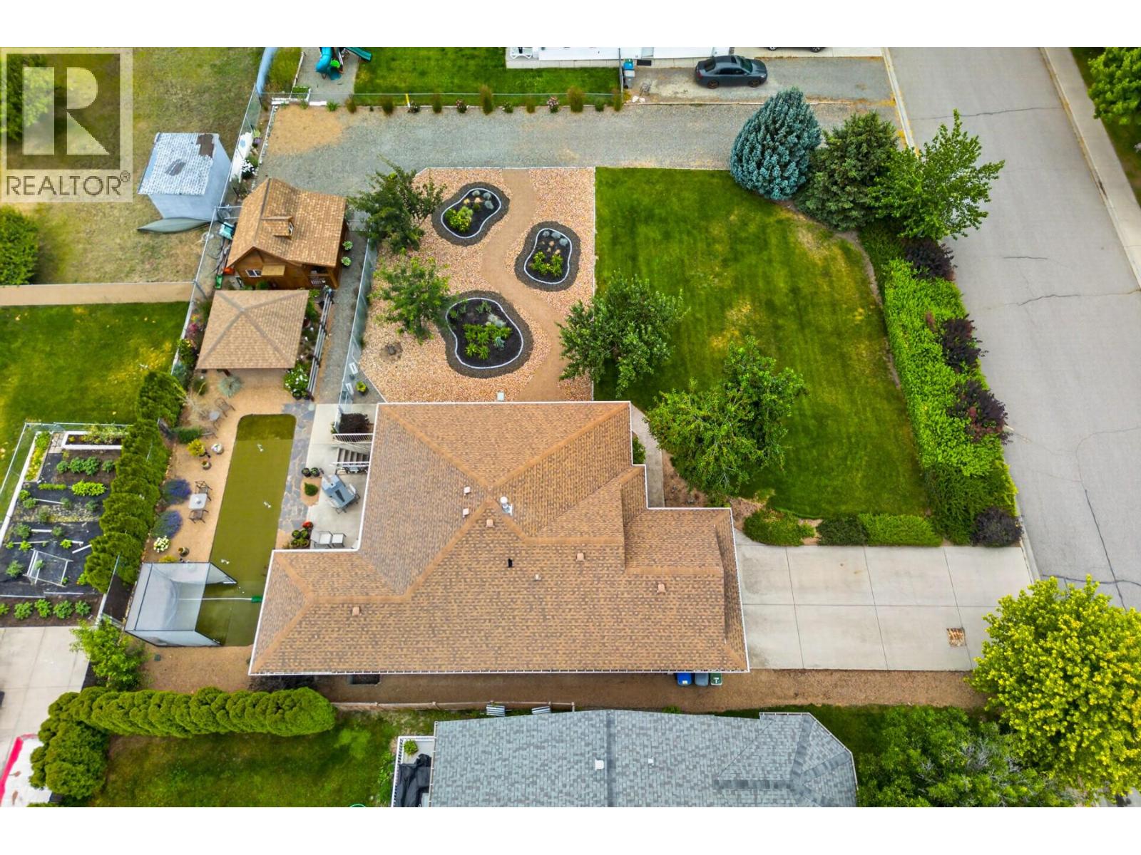 671 Mccurrach Place, Kamloops, British Columbia  V2B 8R1 - Photo 48 - 10394340