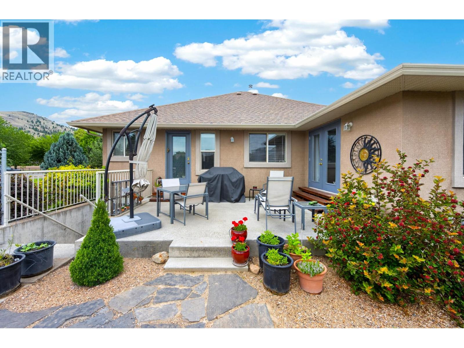 671 Mccurrach Place, Kamloops, British Columbia  V2B 8R1 - Photo 11 - 10394340