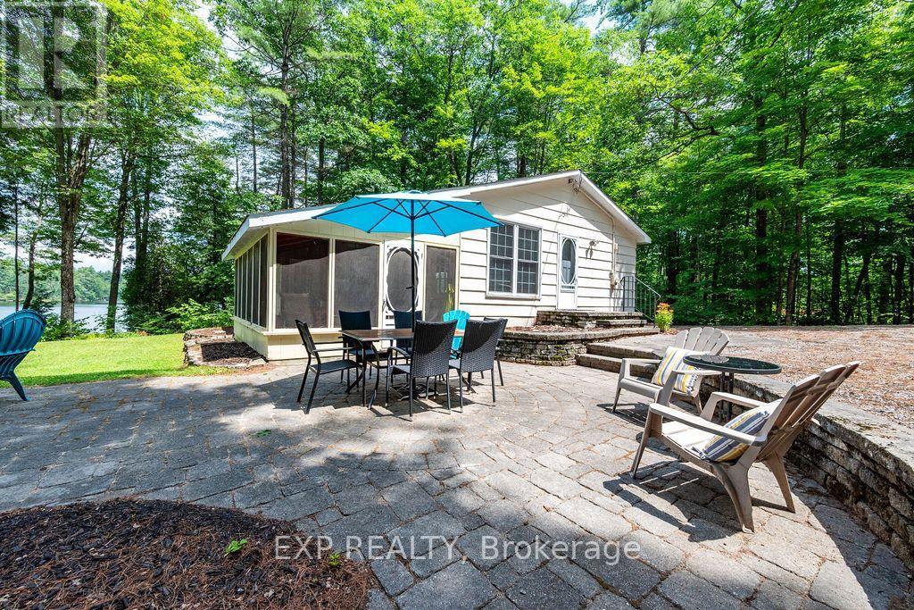 715 Long Point Way, Greater Madawaska, Ontario
