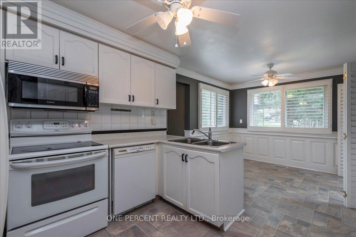 101 Toll Road, East Gwillimbury, Ontario  L9N 1G7 - Photo 5 - N13661958