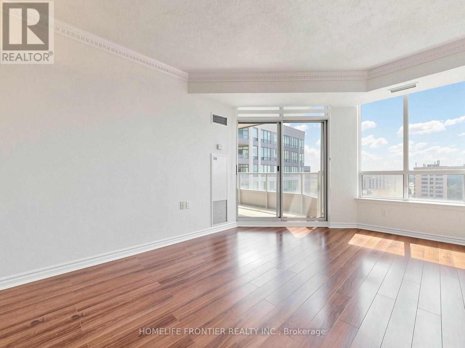 LPH117 - 9017 LESLIE STREET, Richmond Hill, Ontario