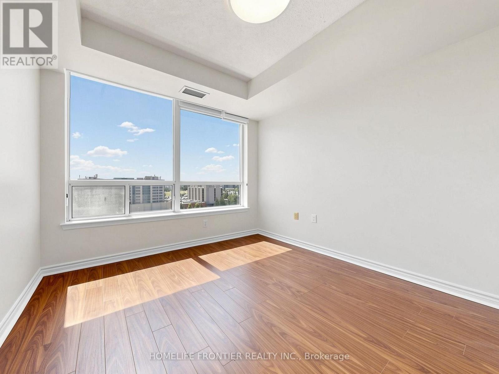 Lph117 - 9017 Leslie Street, Richmond Hill, Ontario  L4B 4R8 - Photo 10 - N13662068