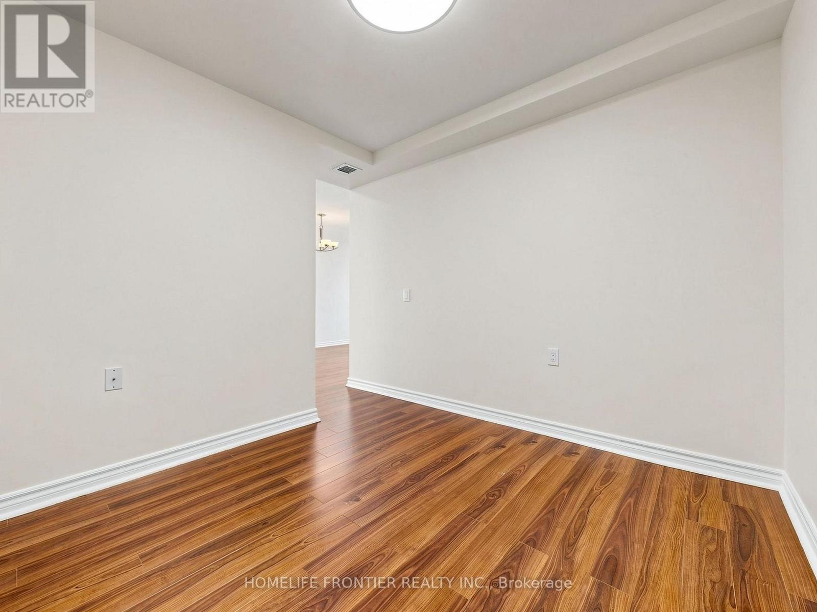 Lph117 - 9017 Leslie Street, Richmond Hill, Ontario  L4B 4R8 - Photo 14 - N13662068