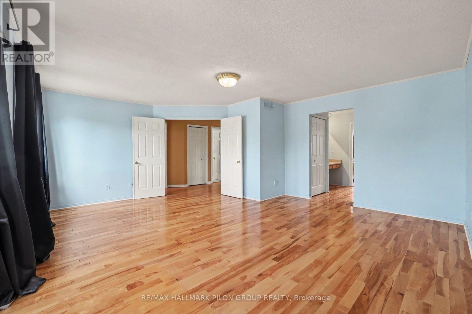 182 Twyford Street, Ottawa, Ontario  K1V 0V8 - Photo 13 - X13662014